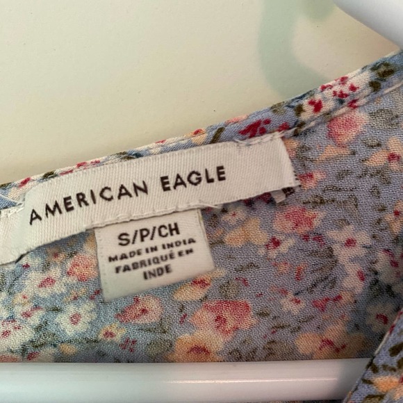 American Eagle Light Blue Floral Romper Size Small - Picture 5 of 6